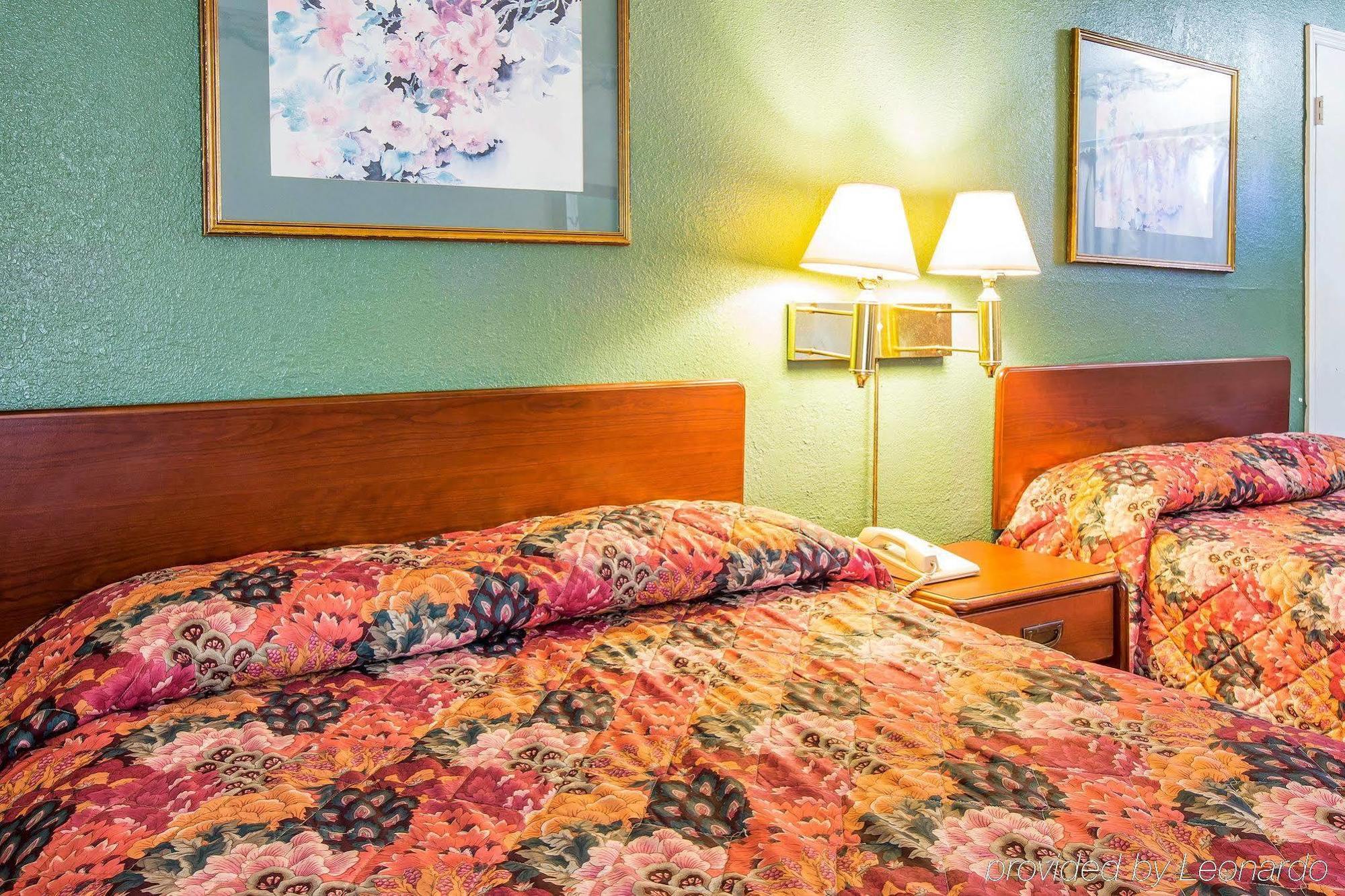 Relax Inn Milledgeville Esterno foto