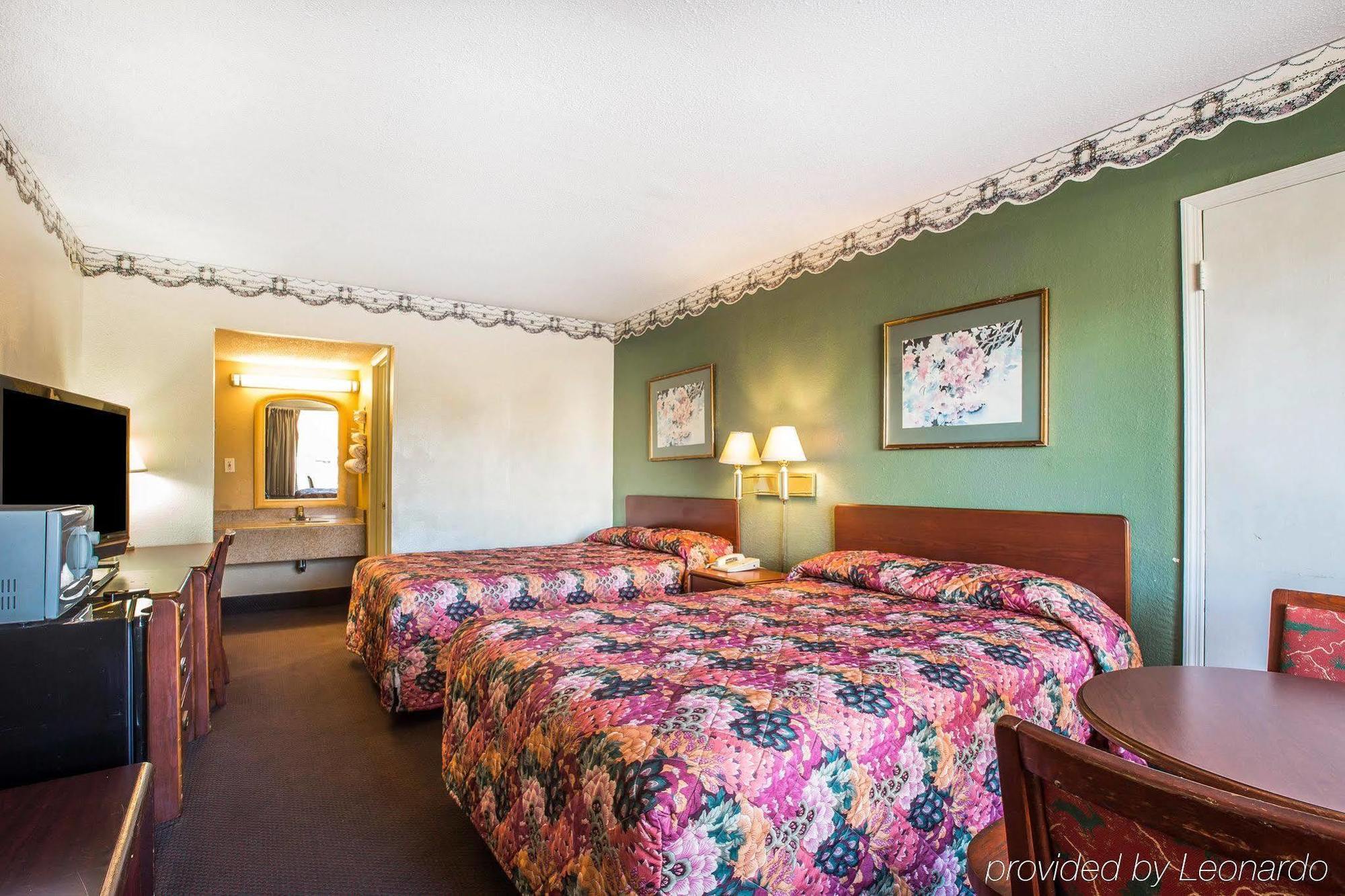 Relax Inn Milledgeville Esterno foto