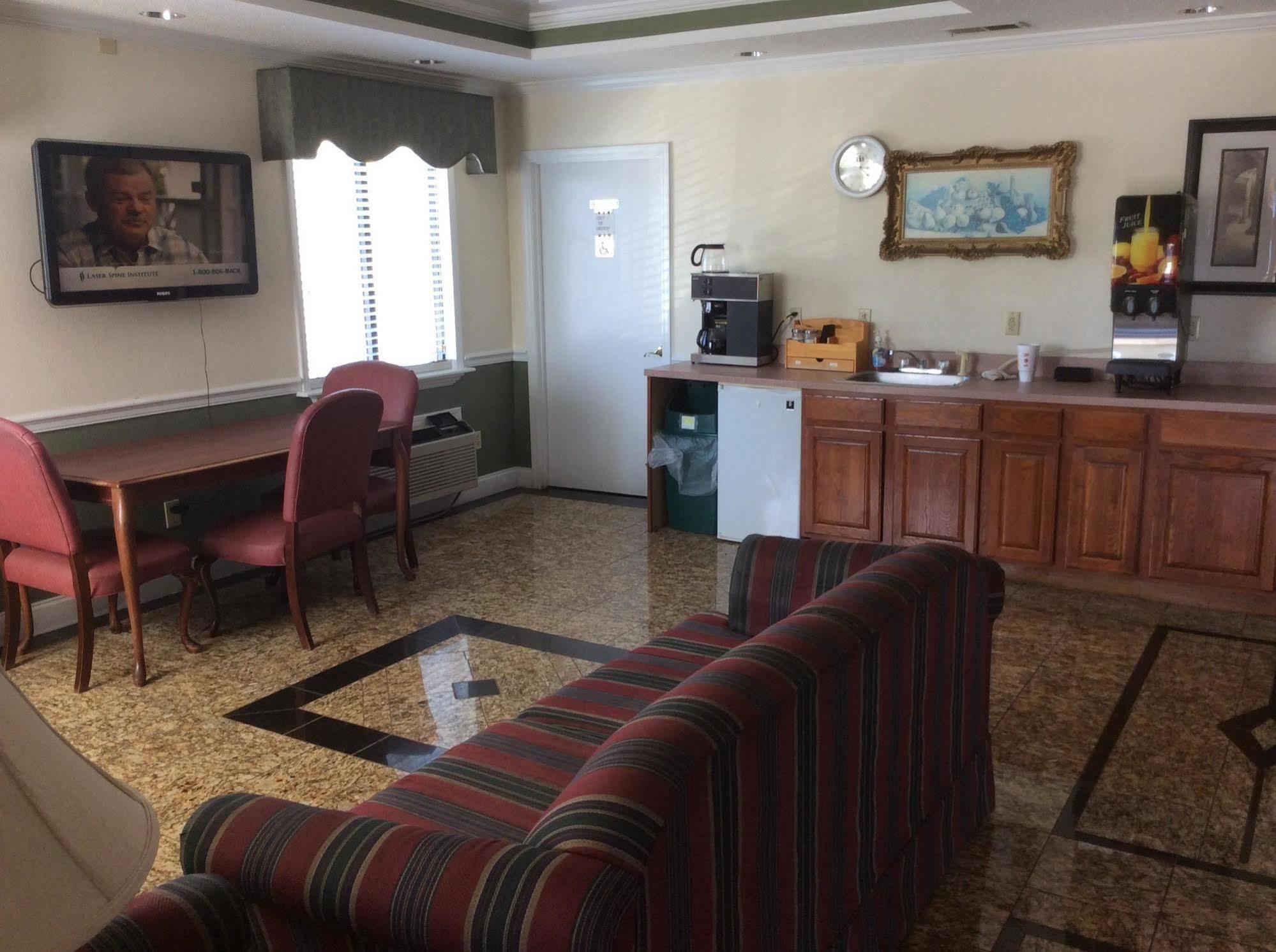 Relax Inn Milledgeville Esterno foto